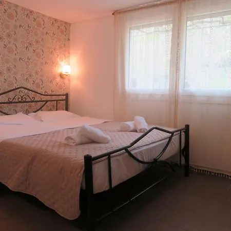 Efterpi Seaside House Holiday home